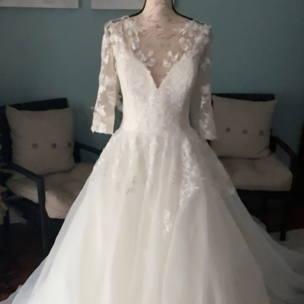 NWT Mia Solano wedding dress, size 12
